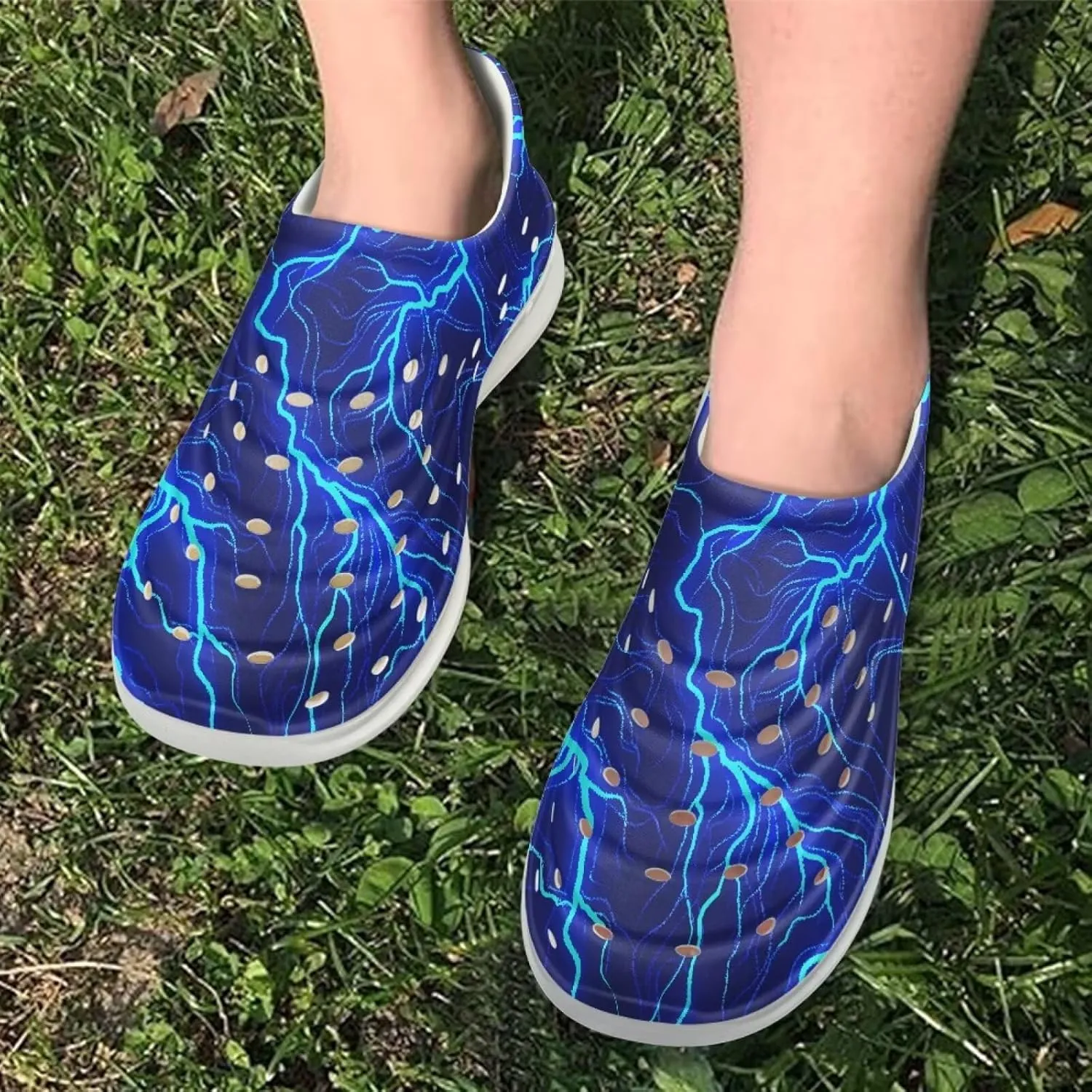 Boys and Girls Lightweight Slip On Sneaker Water Sandals Cartoon Print Garden Clogs for Beach Pool
