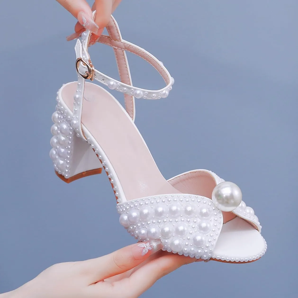 Crystal Queen Ivory Pearls Block Heel Sandals Chunky High Heels Peep Toe Sandals White Pearls Bridal Wedding Shoes Evening Wedding Sandals Pump Heels For Bride