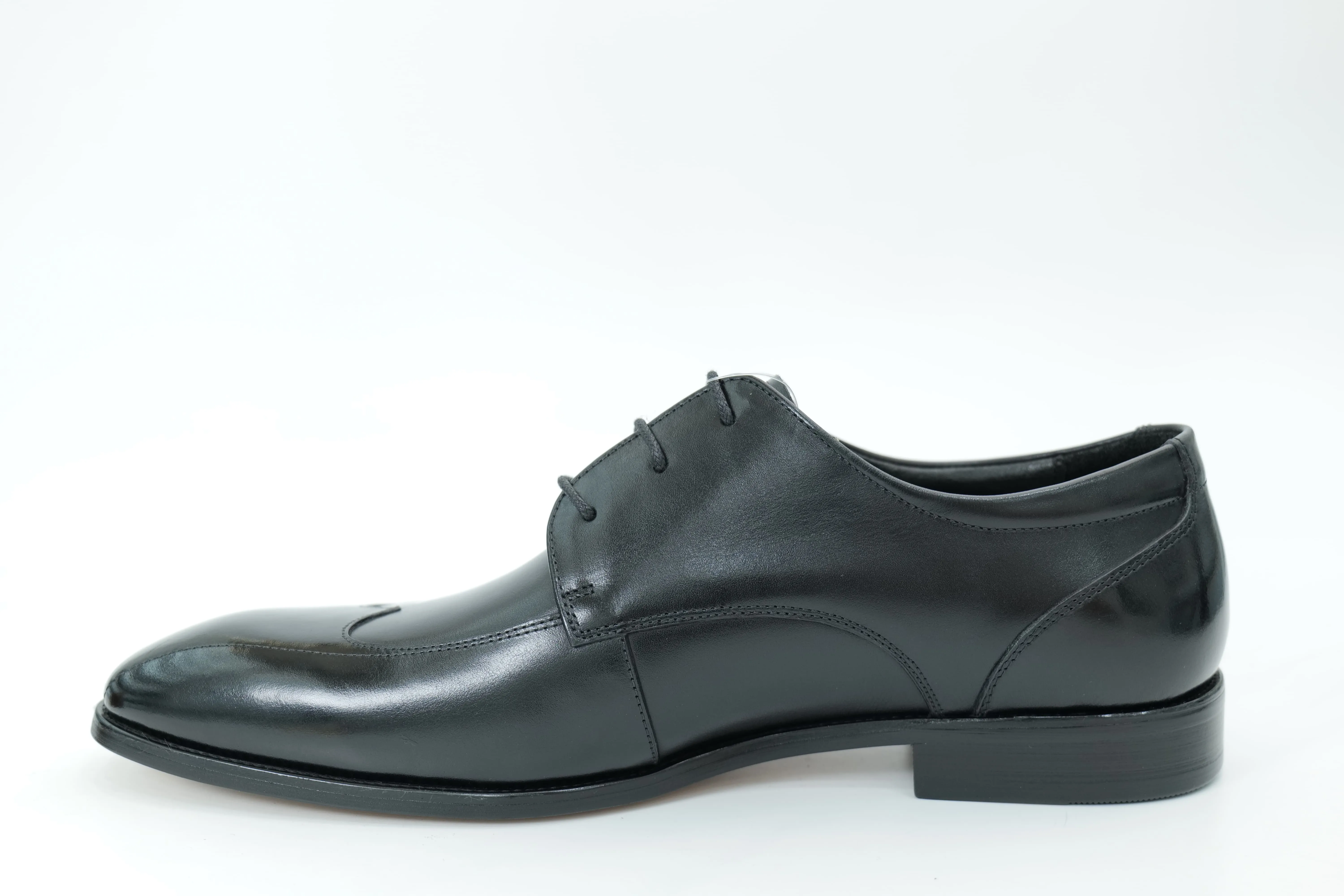 Derby shoes