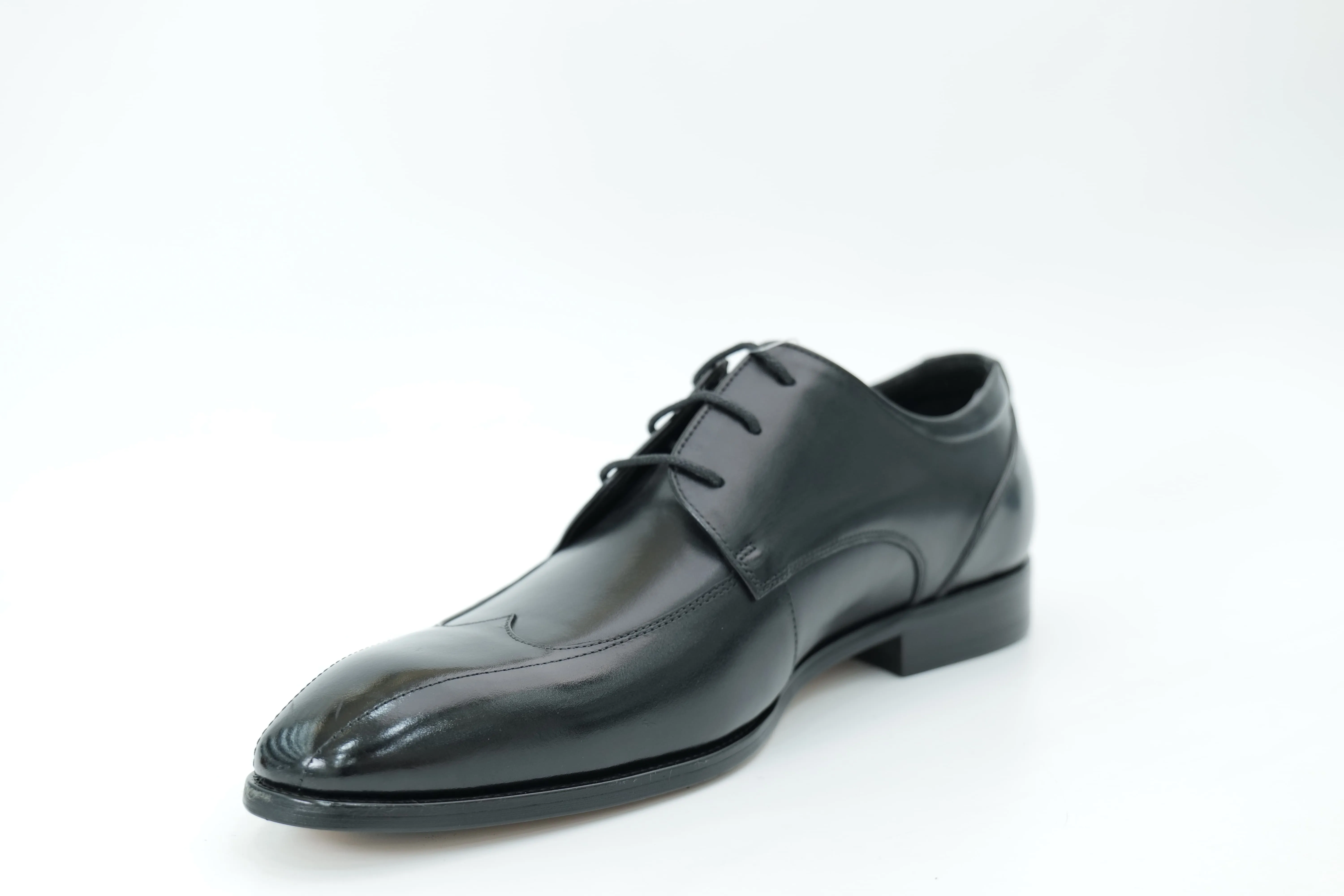Derby shoes