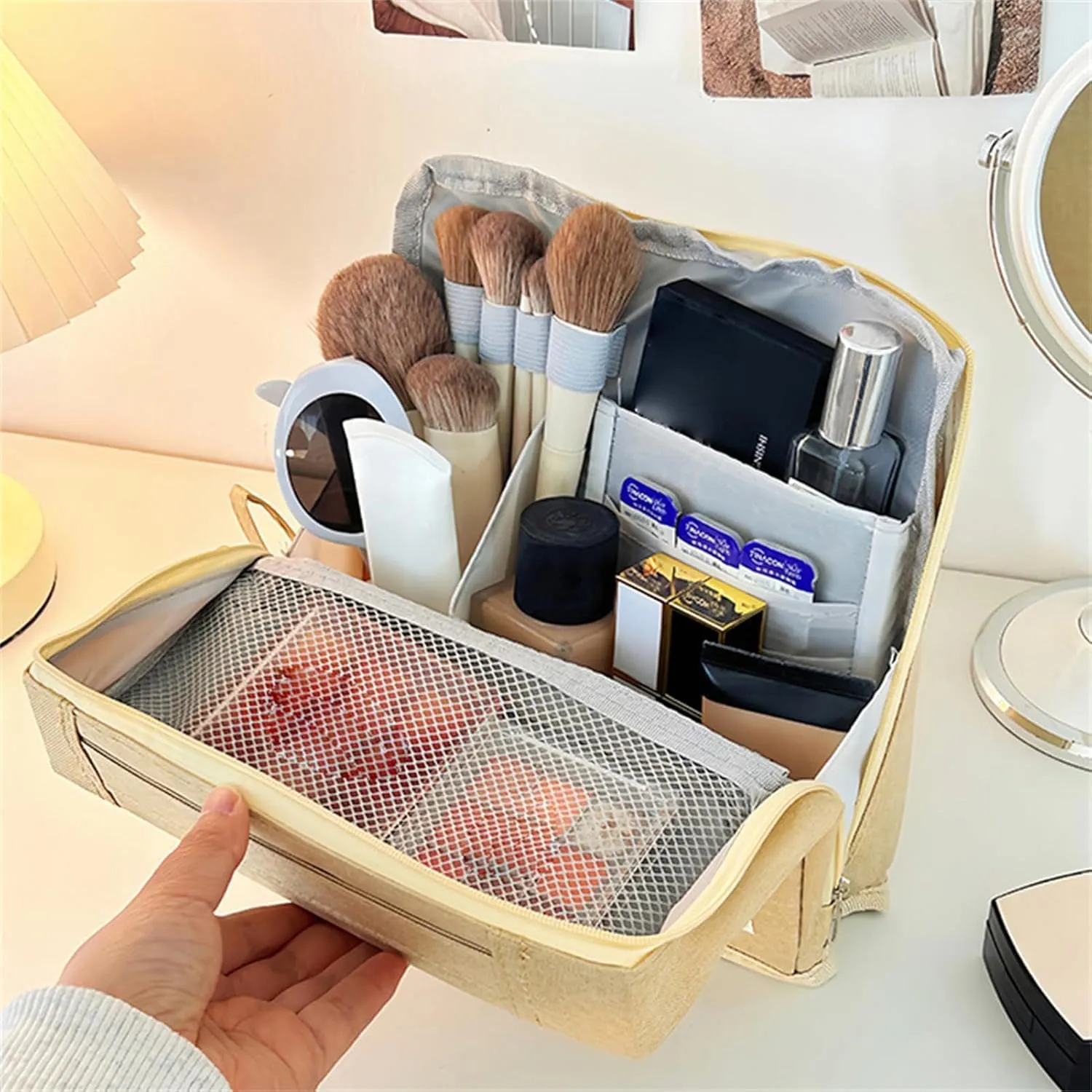 Doresty Makeup Bag, Standing Makeup Bag, Portable Large Capacity, Stand Up Make Up Bag with Mirror, Waterproof Oxford Cloth Cosmetic Organizer with Compartments, for Women & Girls (Purple)