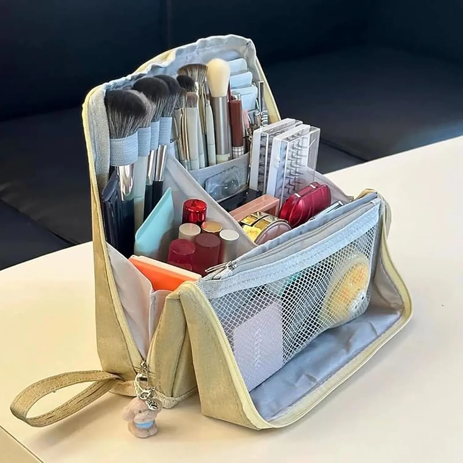 Doresty Makeup Bag, Standing Makeup Bag – Portable, Large Capacity, Waterproof Vertical Office Desktop Storage Bags, Multi-Purpose Large Capacity Oxford Cloth Toiletry Bag, with Compartments (Black)