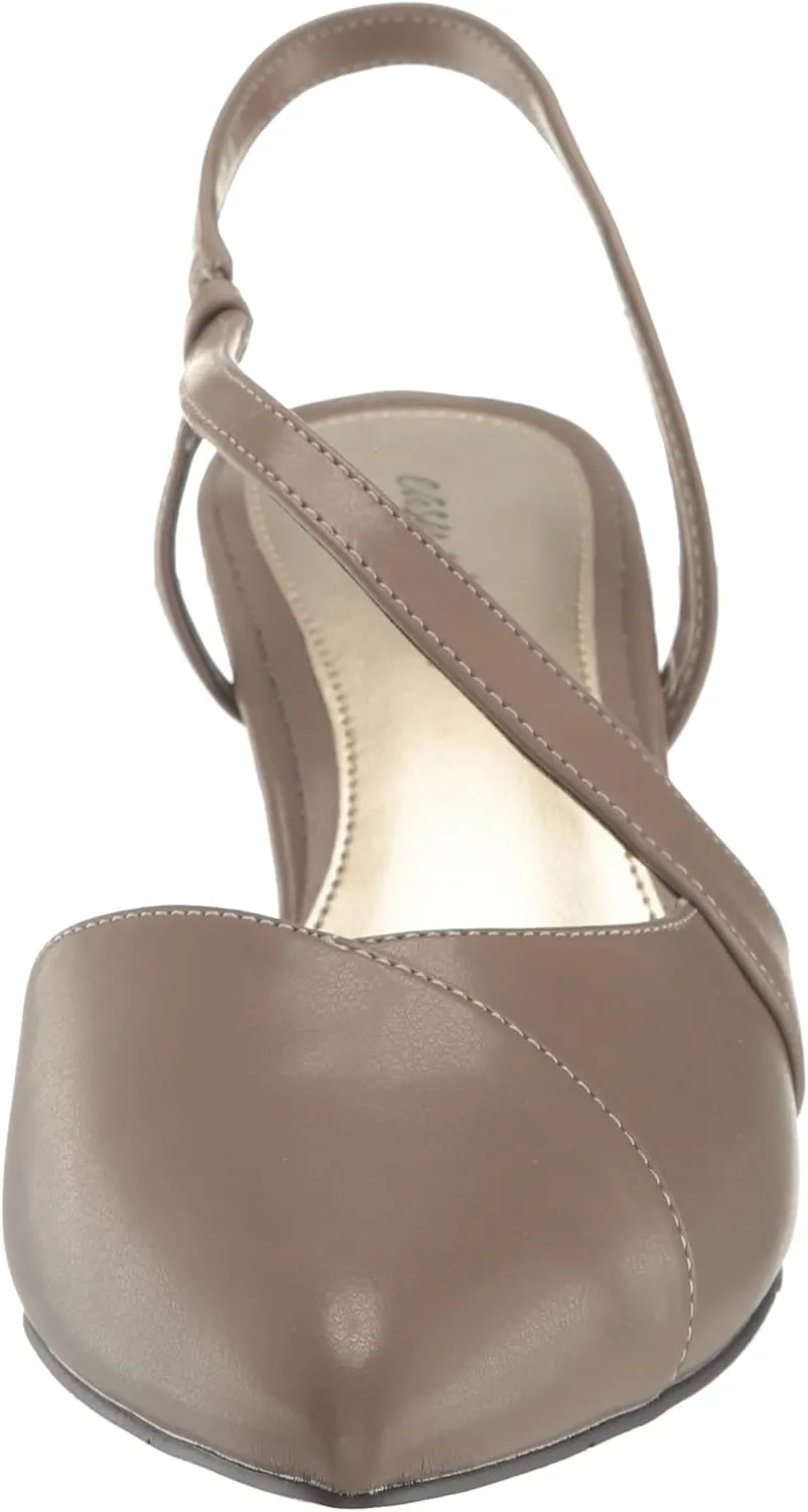Easy Street Women's Emerald Pump