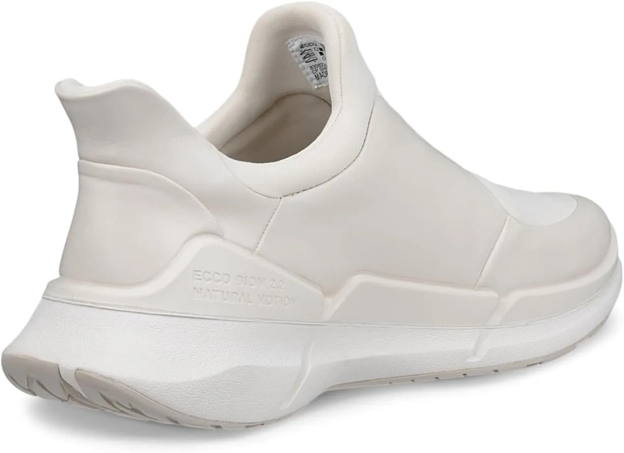 ECCO Women's Biom 2.2 Traveler Slip on Sneaker