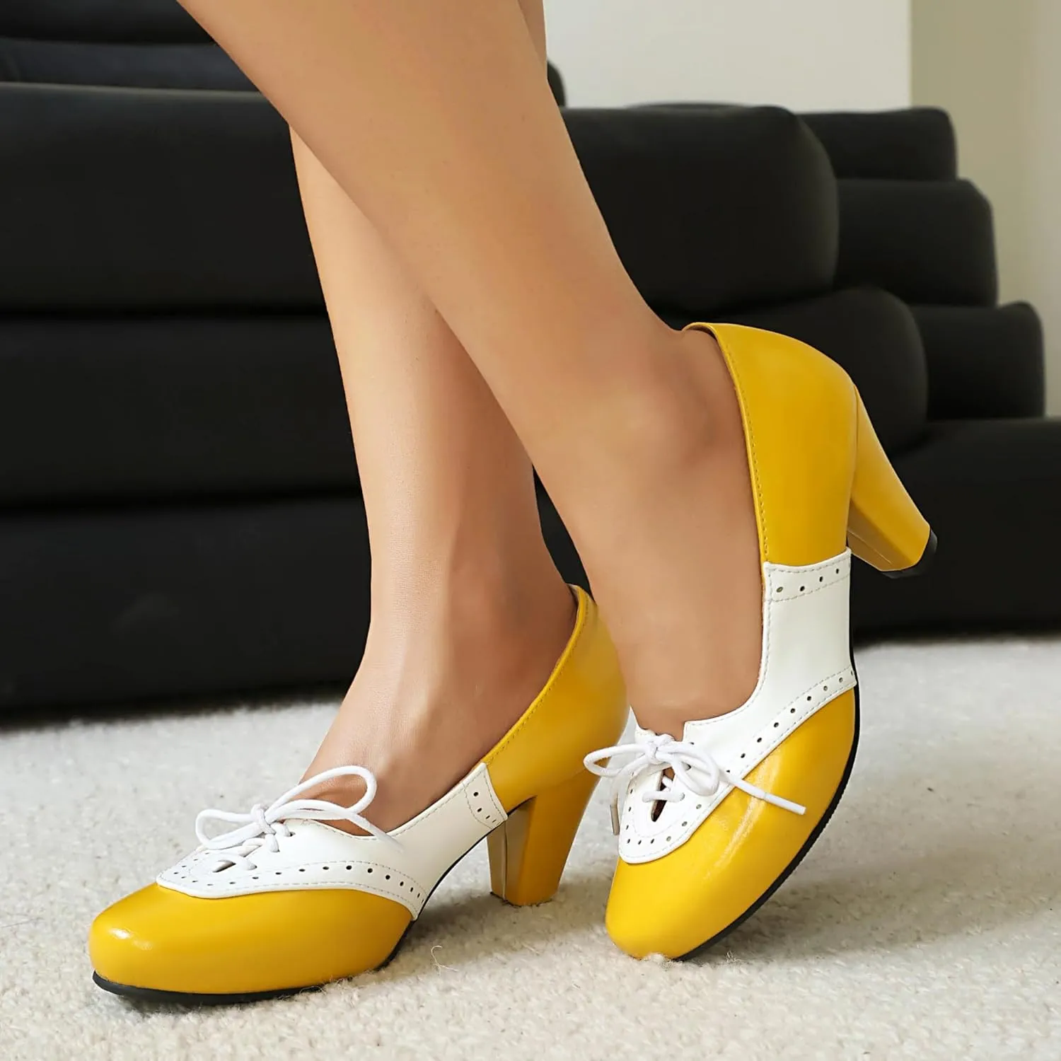 Elerhythm Women's Mary Jane 1920s Pump Heels Two Tones Classic and Retro Lace Up Wingtip 1950s Vintage Round Closed Toe 1940s Shoes