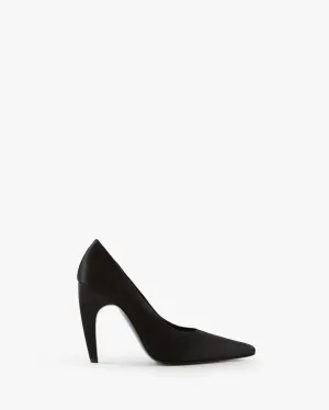 Fame Pump in Black Silk Satin