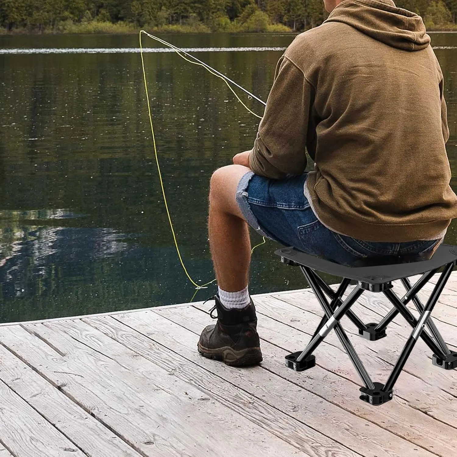 Folding Camping Stool Footstool Sturdy Lightweight Portable Small Foldable Chair for Barbecue Camping Fishing Outdoor Garden, Black, 33cmx33cmx32cm