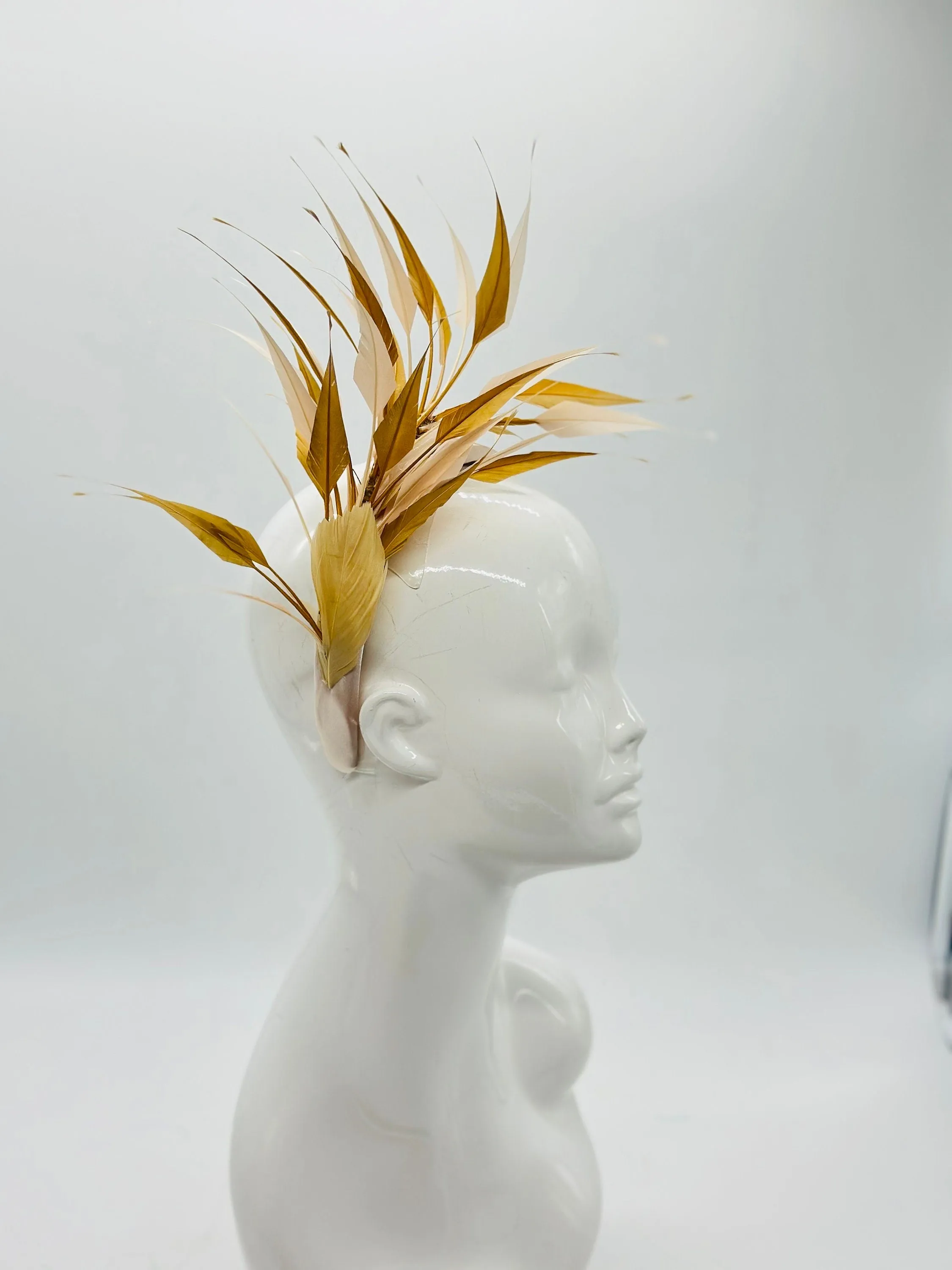 Gold  Derby Fascinator, Kentucky Derby Hat Alternative, Kentucky derby hat (SILVER LINE)