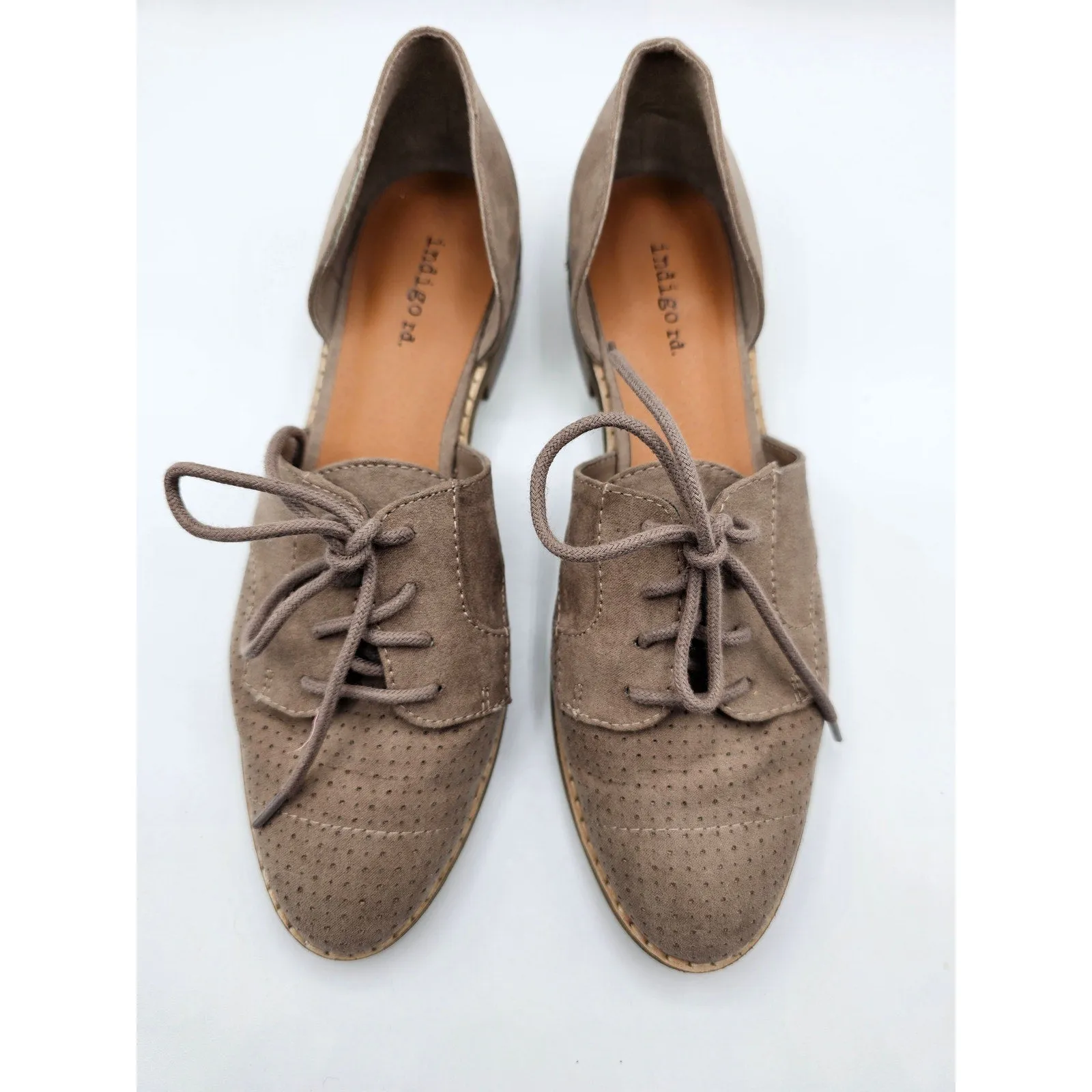 Indigo Rd Womens Sz 8 1/2 Faux Leather Slip On Oxford Shoes Taupe Brown