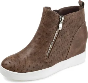 Journee Collection Women's Pennelope Sneaker