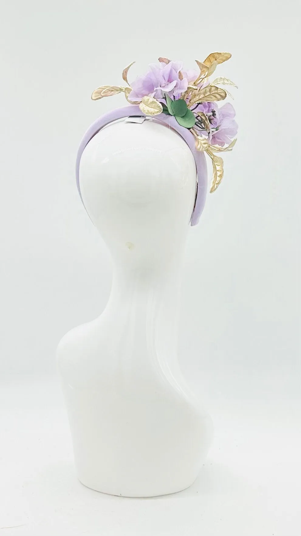 Lavender lilac Kentucky Derby Fascinator, Oaks, Thurby, headpiece, derby hat Kentucky Derby Hat Alternative, Floral Fascinator (SILVER LINE)