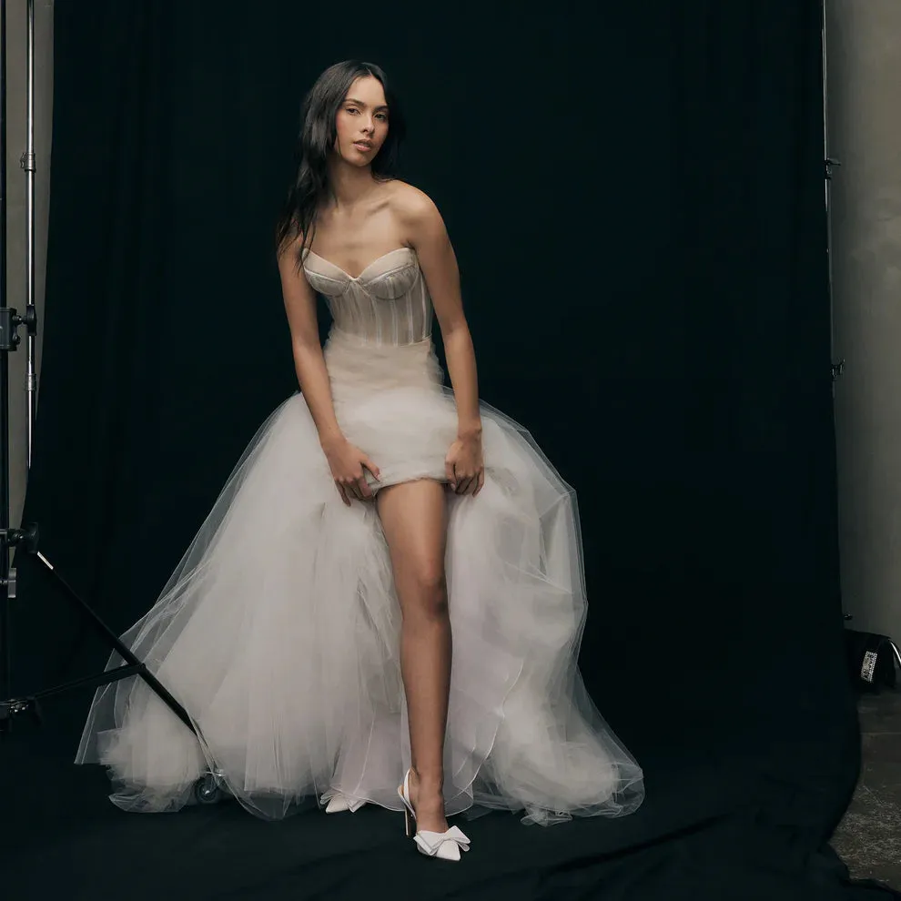 Lee Pump White Satin | Lana Wilkinson