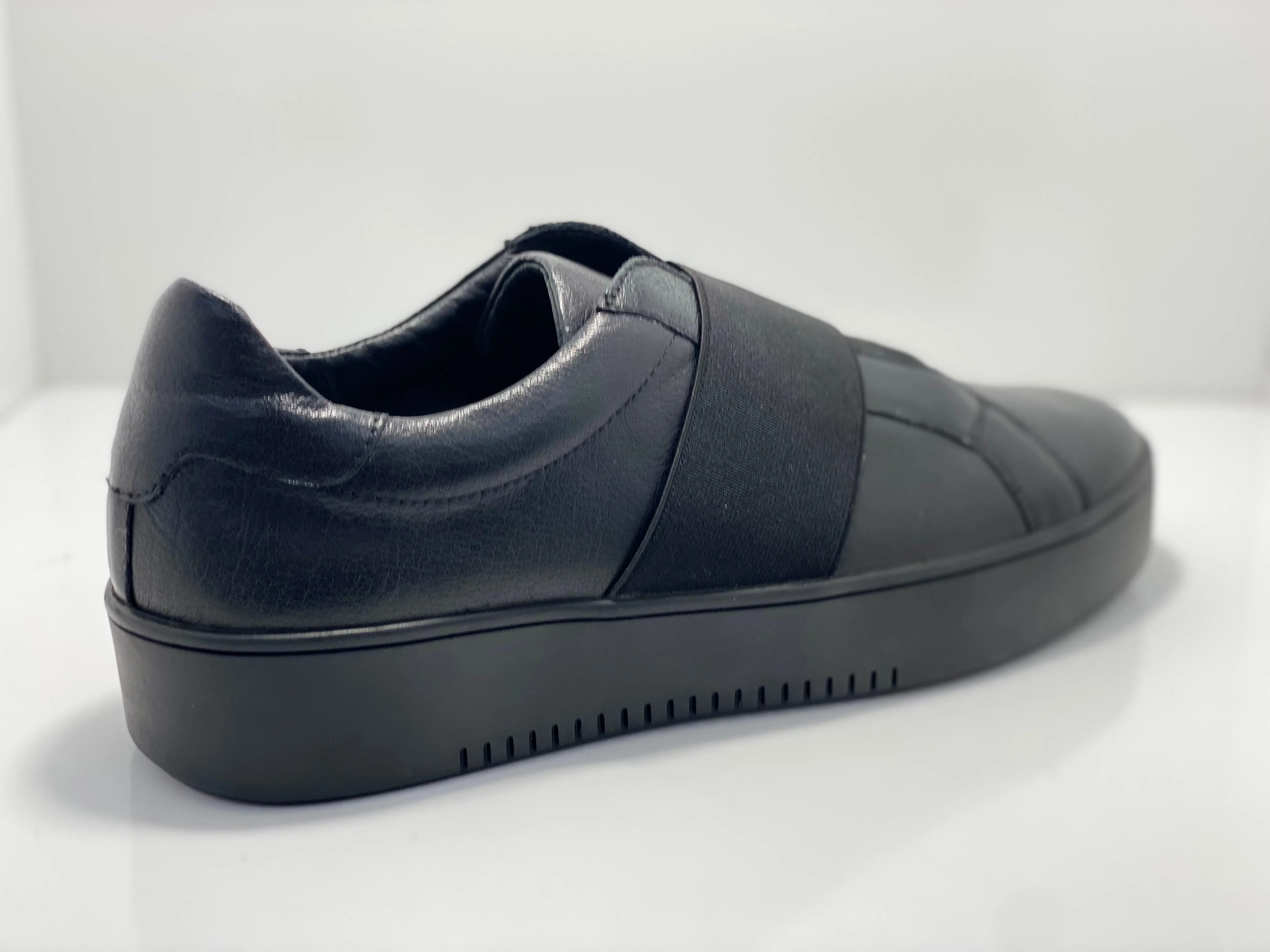 Lexasy Slip on Sneaker with Elastic Strap