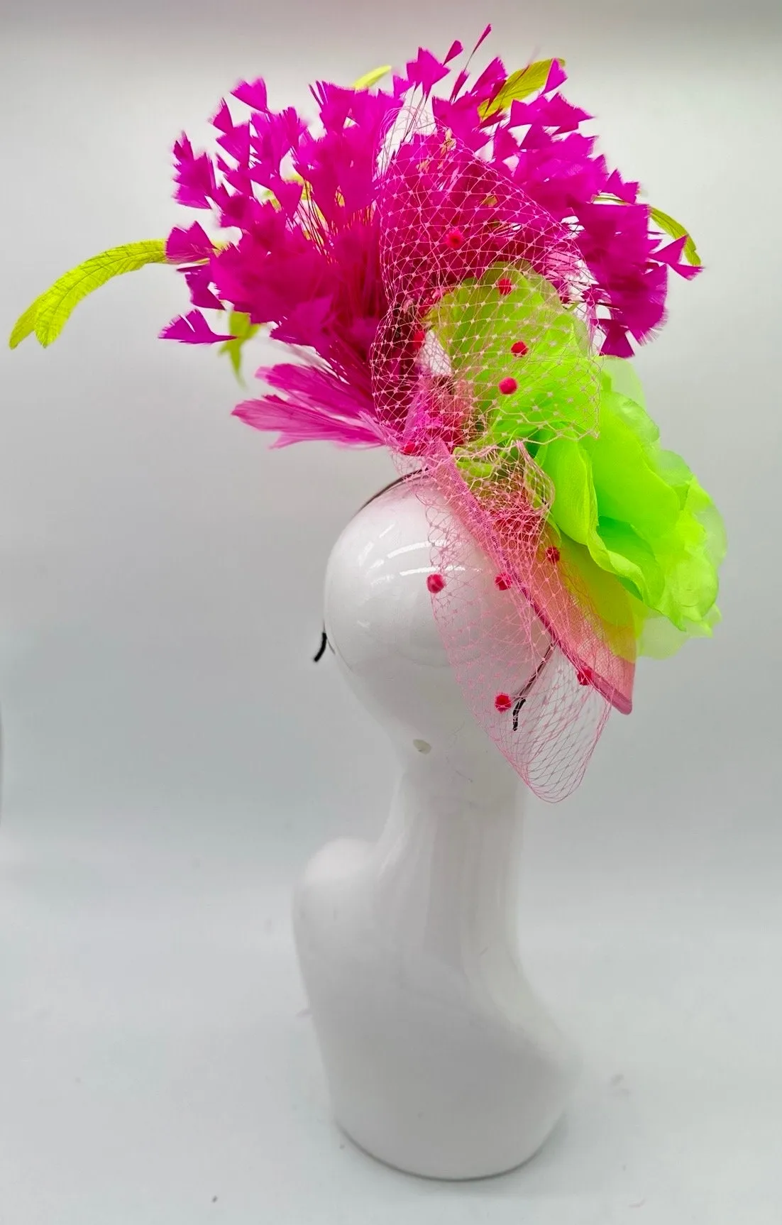 Lime Green and Pink Derby Fascinator, Kentucky Derby Hat Alternative, Kentucky derby hat (GOLD LINE)