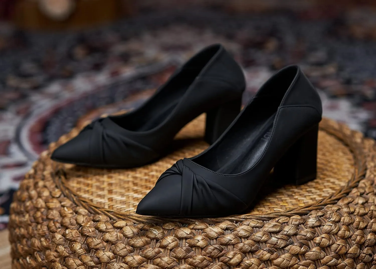 LizFoYa Women Ruched Band Office Daily Wear Work Pump Block Heel Pointed Toe Foldable Chunky Mid Heels