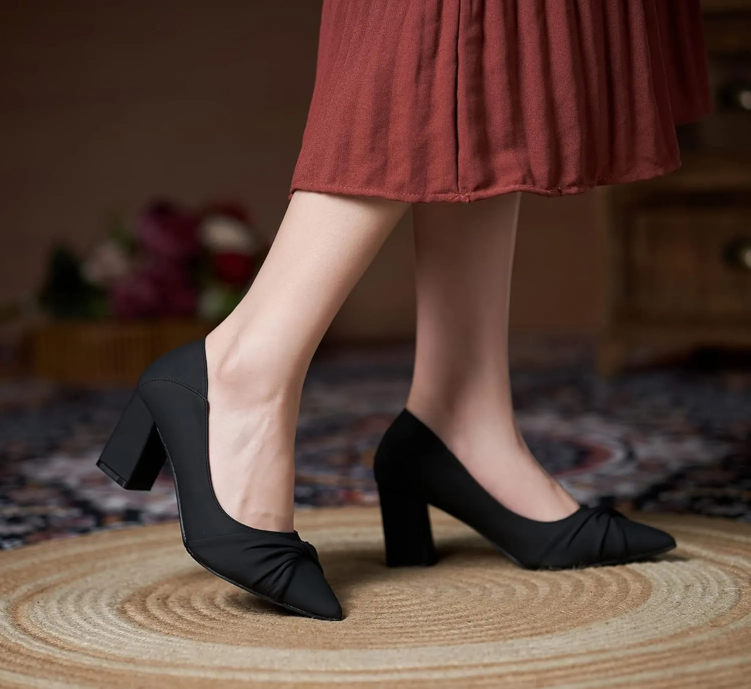 LizFoYa Women Ruched Band Office Daily Wear Work Pump Block Heel Pointed Toe Foldable Chunky Mid Heels