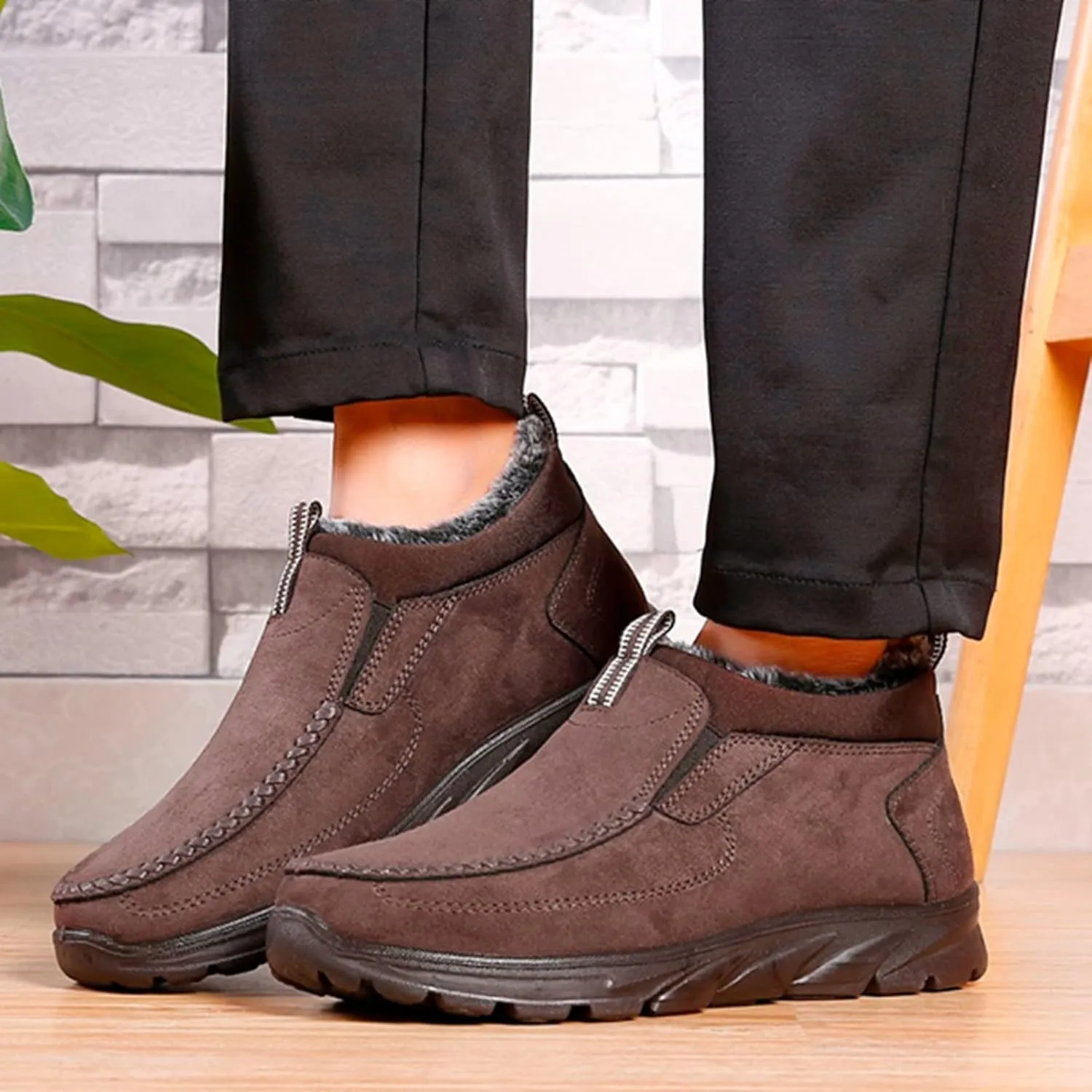Men's Snow Boots Solid Color Flat Lazy Shoes Round Toe Slip On Ankle Booties Winter Fur Lined Sneaker Outdoor Walking Shoes