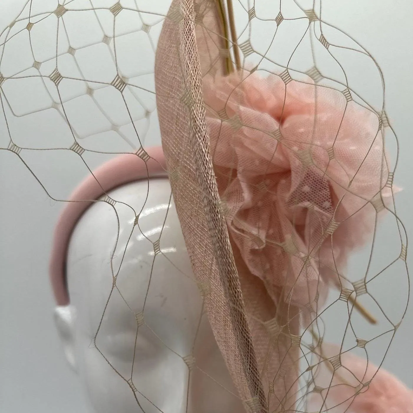 Pink Derby Fascinator, Kentucky Derby Hat Alternative, Kentucky derby hat (PLATINUM LINE)