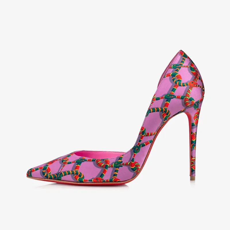 Pink satin Pump with Low-Cut Vamp