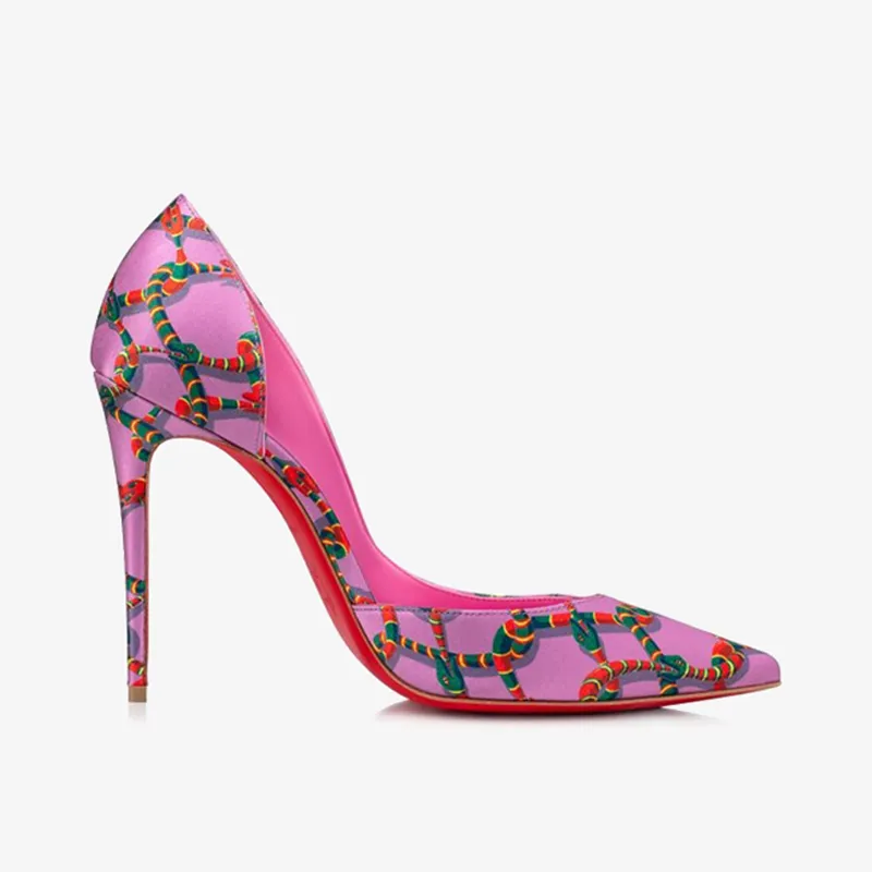 Pink satin Pump with Low-Cut Vamp