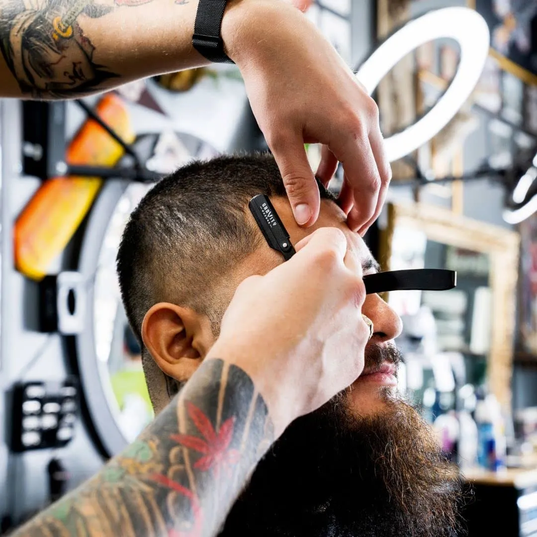 Professional Straight Razor - Minimal Exposure Straight Razor Kit with 10 Gravity Premium Blades, .5mm Exposed (Nightcrawler)