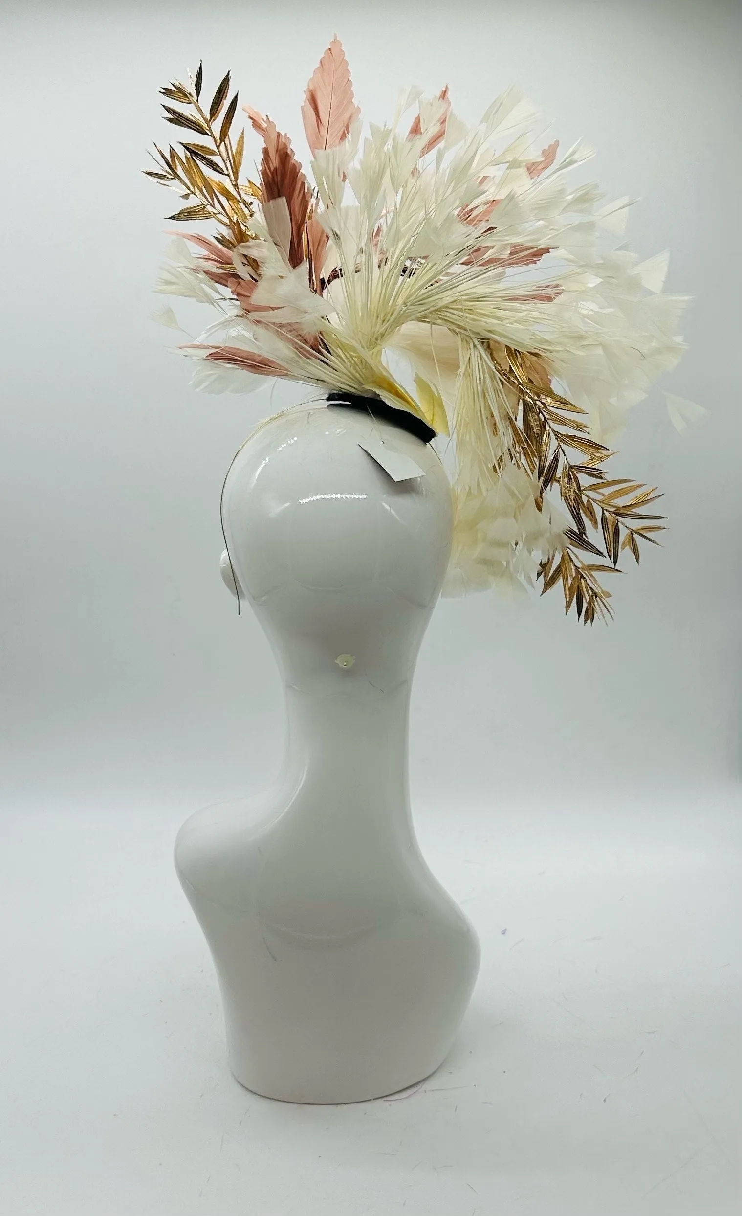 White, Gold and Blush  Derby Fascinator, Kentucky Derby Hat Alternative, Kentucky derby hat (GOLD LINE)
