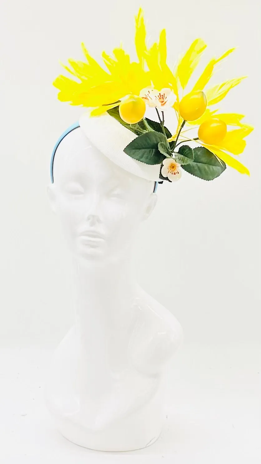 White, yellow, lemon Derby Fascinator, Kentucky Derby Hat Alternative, Kentucky derby hat (GOLD LINE)