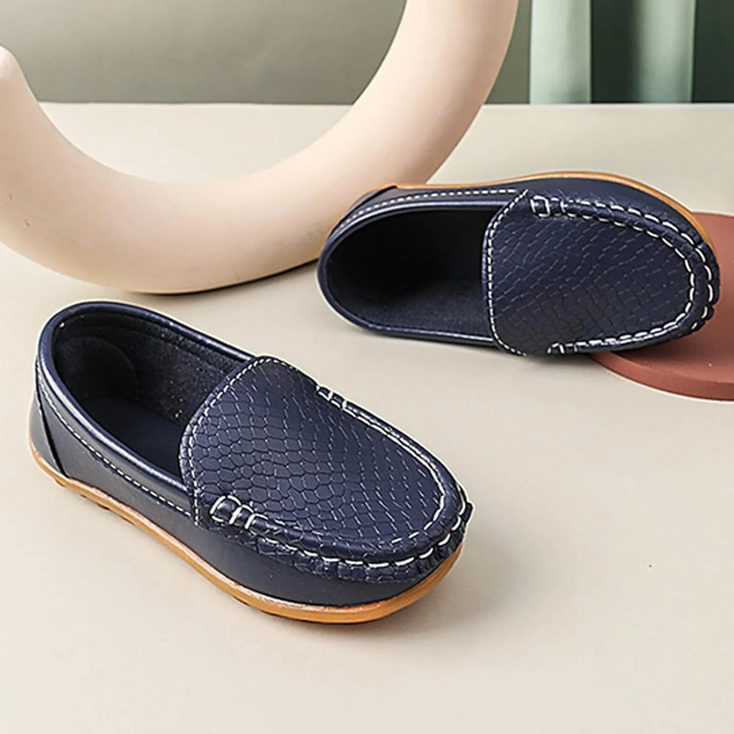 WUIWUIYU Boy's Girl's Slip-on Loafers Flats Oxford Shoes Solid Color Mocassins House Shoes