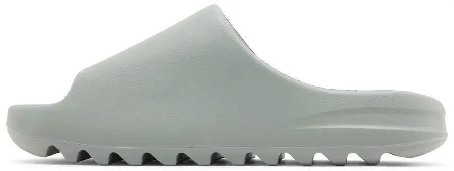 Yeezy Slide "Salt" ID5480